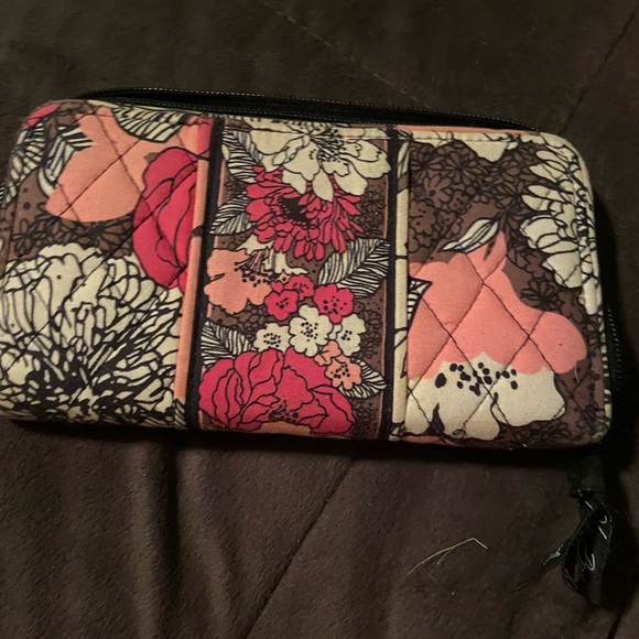 Variety of Vera Bradley Wristlets/Wallets - Picture 6 of 6